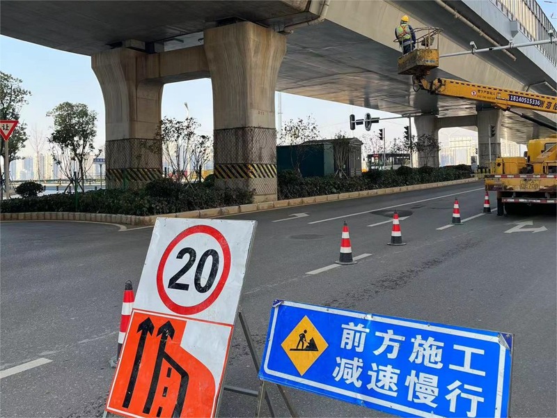 问鼎游戏娱乐平台